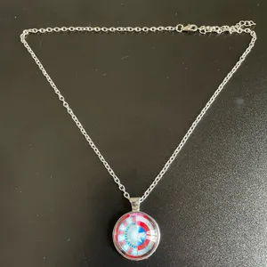 Victoria's Secret Iron Man VS Captain America necklace thumbnail 5