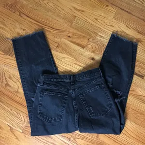 Abercrombie 90’s Straight Black Distressed Jeans thumbnail 7