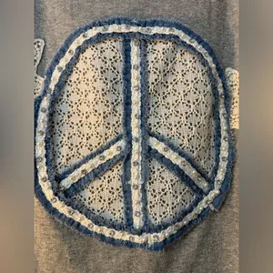 POL Gray Knit Top with Intricate Lace thumbnail 7