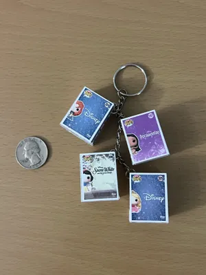 Disney Bitty Pop! Keychain - Merida, Pocahontas, Snow White, Aurora princesses thumbnail 3