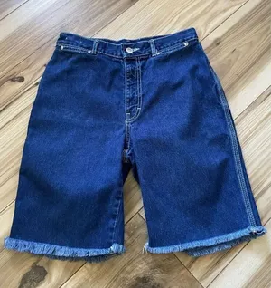 Brittania Vintage 1970s High Waist Women’s Blue Shorts- Bermuda Made in USA thumbnail 1