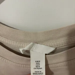 H&M Crème  Tshirt thumbnail 3