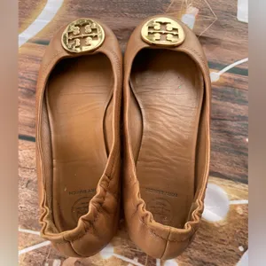 Tory Burch Tan Gold Flats thumbnail 2