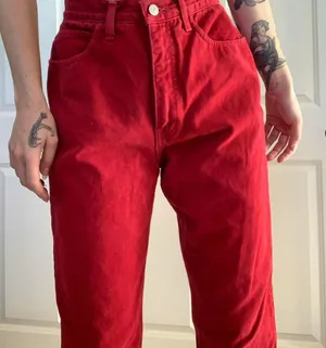 Red Vintage high waist straight leg jeans (Vintage size 10, fits as US Size 6, Waist: 28”) thumbnail 1
