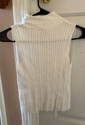 Zara thin turtleneck  thumbnail 1
