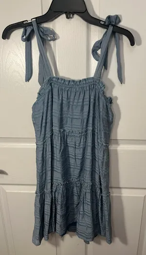 Dress thumbnail 2