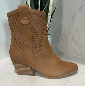 New! DV‎ by Dolce Vita Kirby Western Ankle Boot Booties Sz 6 thumbnail 1