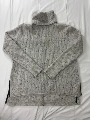 C by Bloomingdale's Women's Cashmere Turtleneck Sweater Gray Speckled Size S thumbnail 2