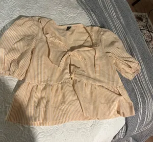 Tie blouse  thumbnail 1