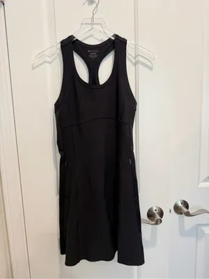 ATHLETA Levitate Dress in Black size Small Mini‎ Tennis Prep Athletic thumbnail 4