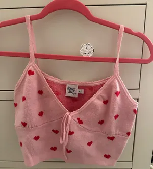 Princess Polly Pink Top Heart Valentine’s Day thumbnail 1