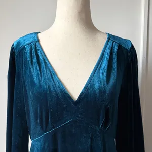 Baltic Born Deep Blue Velvet Long Sleeve Dress Deep V neck Elegant Midi Medium thumbnail 2