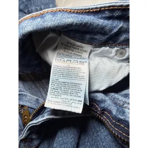 Old Navy Boot-Cut Jeans Womens 26 Plus Short Medium Wash Blue Stretch Denim thumbnail 7