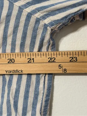 Aritzia Wilfred Free Boyfriend Linen Shortsleeve Shirt Striped Blue Size Large thumbnail 6