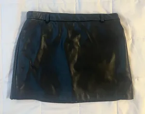 Zara Black Faux Leather Mini Skirt thumbnail 1