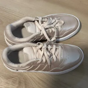Adidas Hoops 3.0 Low Rose Gold 6.5 Women Metallic Sneakers Casual thumbnail 5