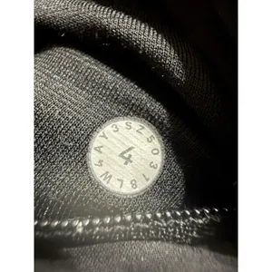 Lululemon Stopover Jacket Full‎ Zip Hooded Vented Black Womens Size 4 thumbnail 8