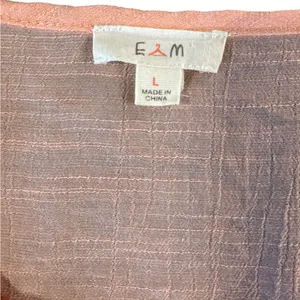 E & M‎ Light Coral Bell Sleeve Women's Blouse thumbnail 5