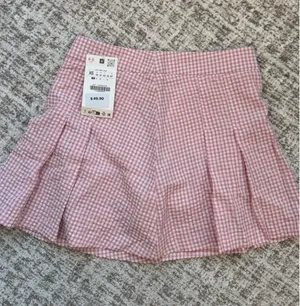 Zara Gingham Pleated Skirt thumbnail 1