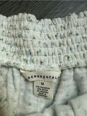 Aéropostale Floral Pull On Shorts Elastic Waist Lettuce Trim Medium thumbnail 3