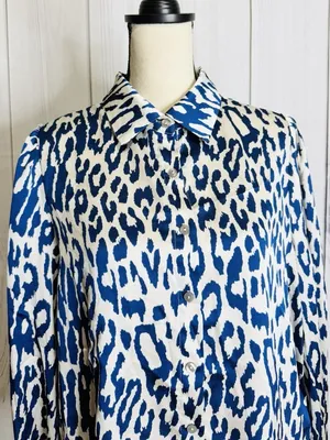 Entro Abstract Button Down Satin Top Smocked Cuff Ruffle Sz L Blue Ivory NWOT thumbnail 2