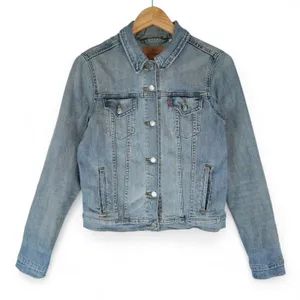 Levis Denim Jean Trucker Jacket Womens‎ Medium Blue Light Wash thumbnail 1