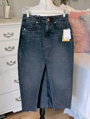 Divided Denim Skirt High Waisted Mom Skirt Vintage Black Midi High Slit Womens 2 thumbnail 1