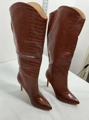Womans Suedi Knee High Boots 7 Brown Croc Faux Leather Stiletto Pullon NWOT thumbnail 1