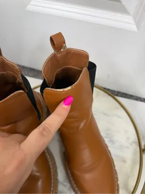 Madden Girl Cognac Brown Chunky Lug Sole Chelsea Boots Size 6M thumbnail 6