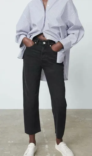ZARA High-Rise Straight Leg Jeans thumbnail 3