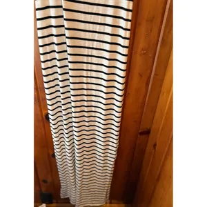 Merona Womens Black‎ White Striped Racerback Maxi Dress Medium Sleeveless Casual thumbnail 4