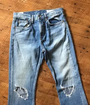 Rag & Bone raw edge distressed cropped size 26 jeans thumbnail 1