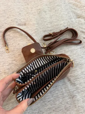 🍁 Madison West Brown Leather Crossbody Clutch Wristlet with Gold Hardware thumbnail 8