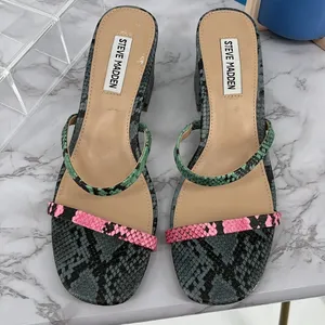 Steve‎ Madden Block Heel Strappy Sandals 9.5 Multicolor Snakeskin Open Toe Boho thumbnail 5