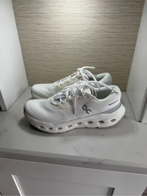 On Women's Cloudrunner 3 Running Shoes White Size 9.5 thumbnail 2