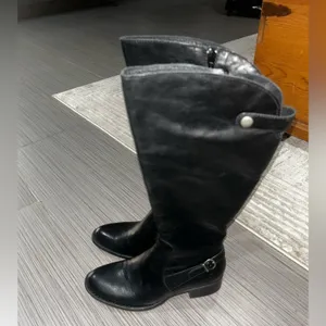 Born Black Leather Knee High Riding Boots Buckle Side Zip Women’s 6.5 thumbnail 2
