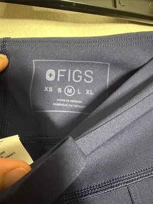 FIGS Ashland High Rise Scrub Legging Navy Blue Medium thumbnail 5