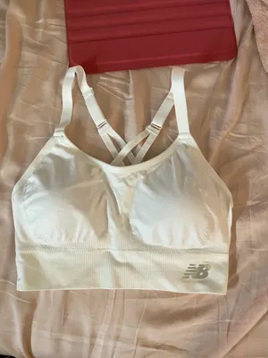 Sports Bra thumbnail 1