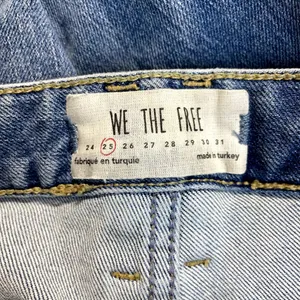 We the Free People‎ Jeans Womens 25 Blue Distressed Cropped Button Fly Stretch thumbnail 9