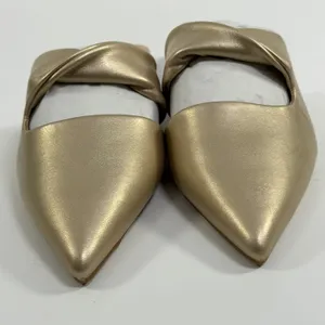 Journee Collection Size-9M Enniss Gold Metallic Twisted Strap Mules thumbnail 6