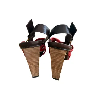 L.A.M.B. Gwen Stefani Tamika Red Brown Leather Slingback Heels Size 7 Punk Edgy thumbnail 3