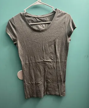 Tshirt  thumbnail 1