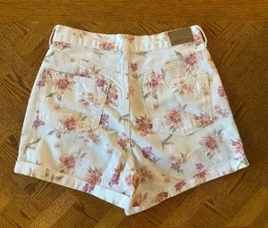 American Eagle Outfitters High Waisted Short thumbnail 2