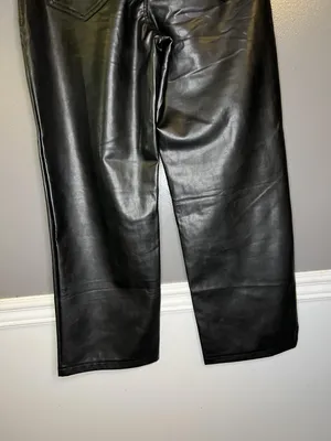 Abercrombie & Fitch Curve Love 90s Relaxed Jeans Womens 10S Black Faux Leather thumbnail 6