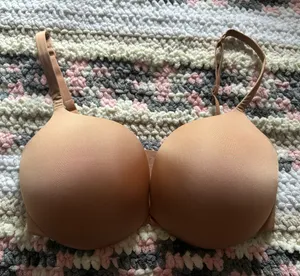 SKIMS Ultimate Teardrop Push Up Bra thumbnail 2