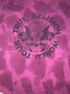 True Religion T-shirt thumbnail 3
