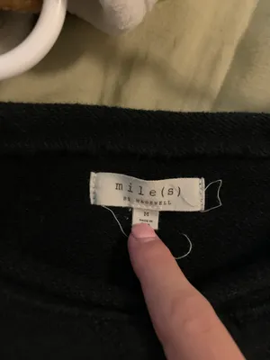cropped star sweatshirt thumbnail 3