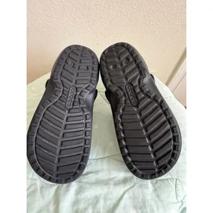 Crocs Black Faux Fur Fuzz-Lined Slip On Clog Round Toe Womens size 8 thumbnail 13