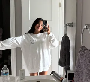 Brandy Melville Crewneck thumbnail 1
