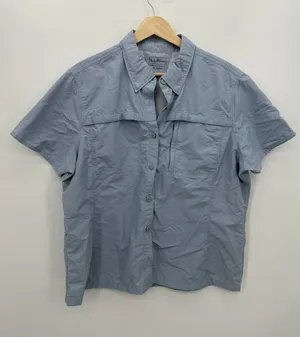 L.L. Bean Blue Button‎ Front Shirt Women XL Fishing Vented Outdoors Lightweight thumbnail 1